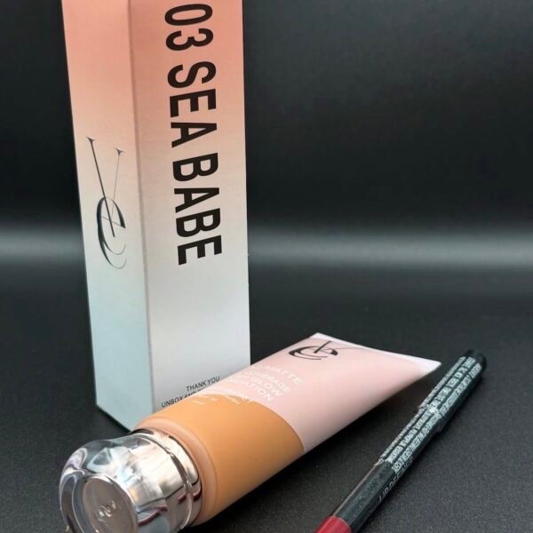 Vee beauty pro matte full coverage tube foundation