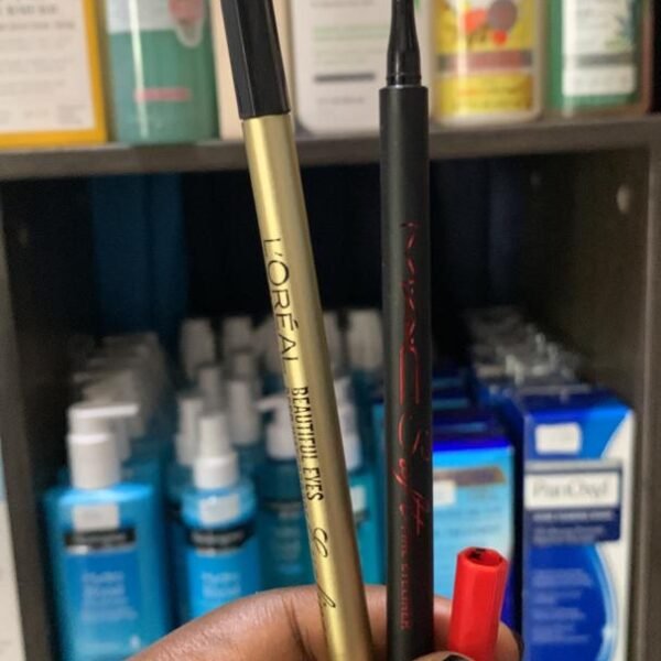 Felt tip eyeliner - black