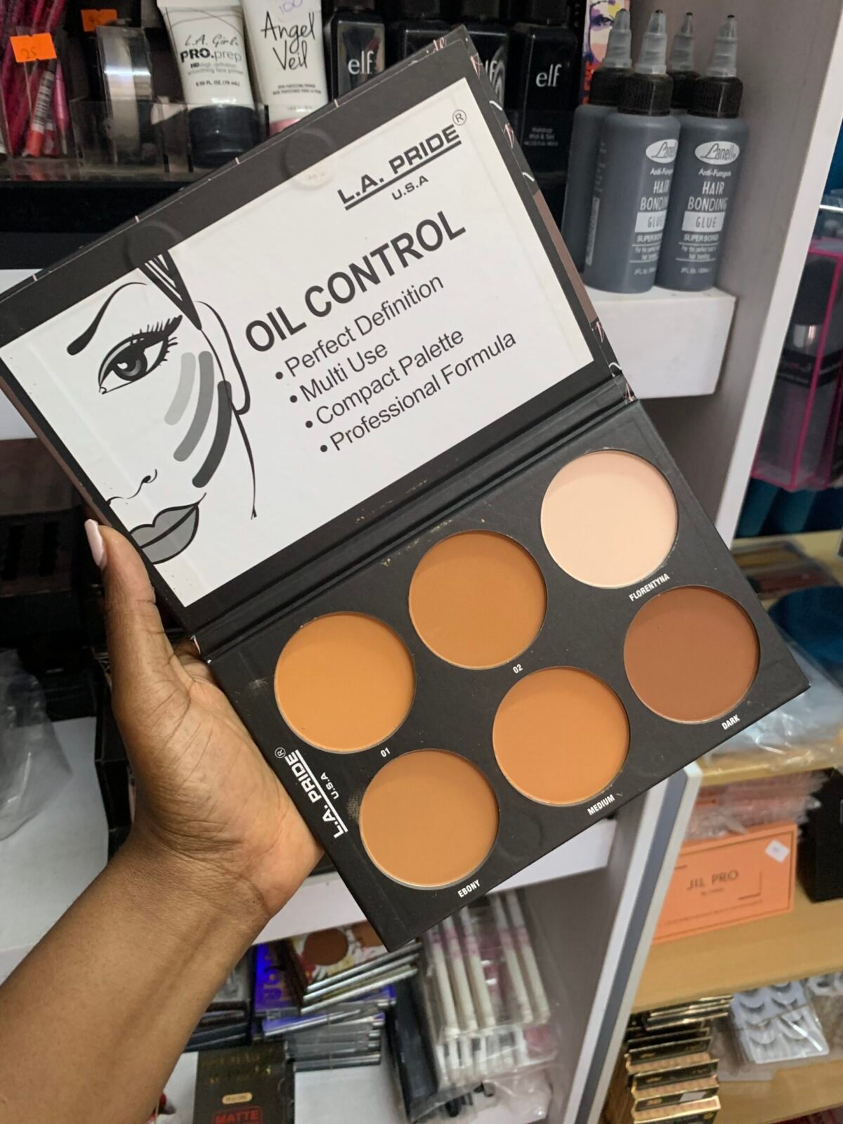 L.A. Pride powder palette - Image 2