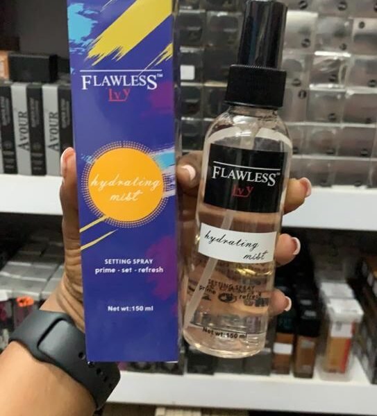 Flawless ivy setting spray