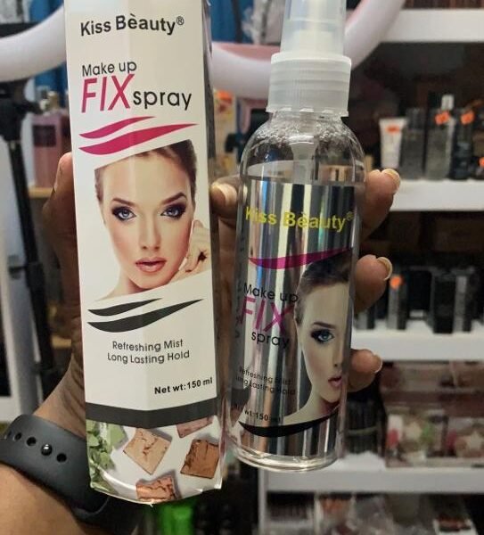 kiss beauty fix spray - pink