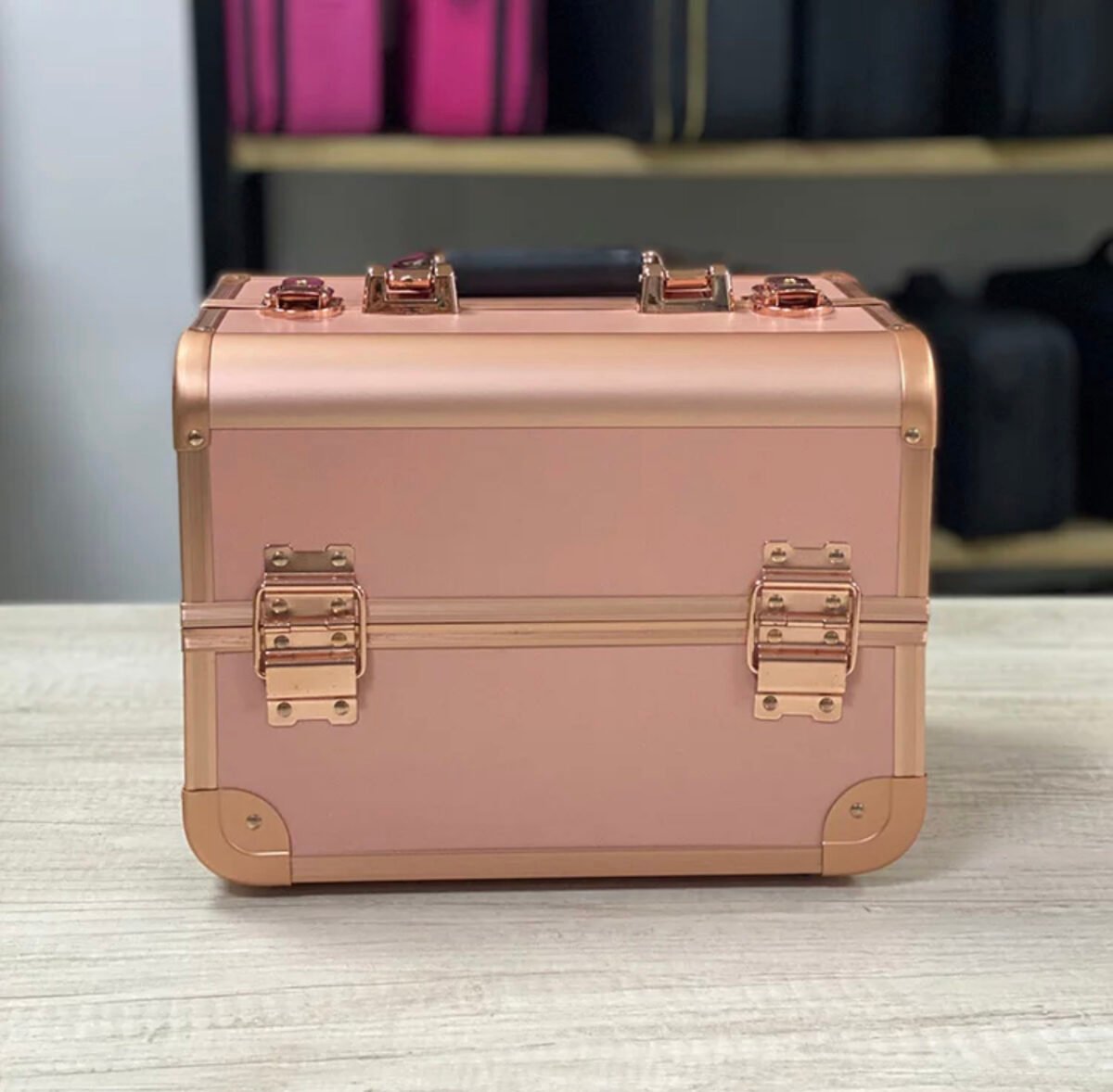 Metal makeup box - Image 1