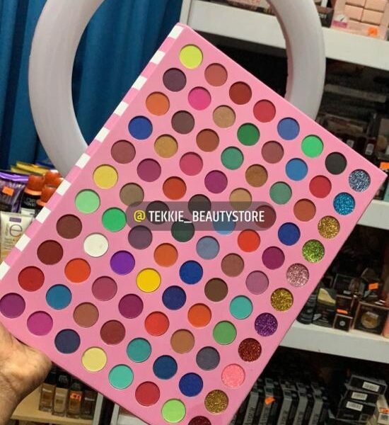 Victoria eyeshadow palette