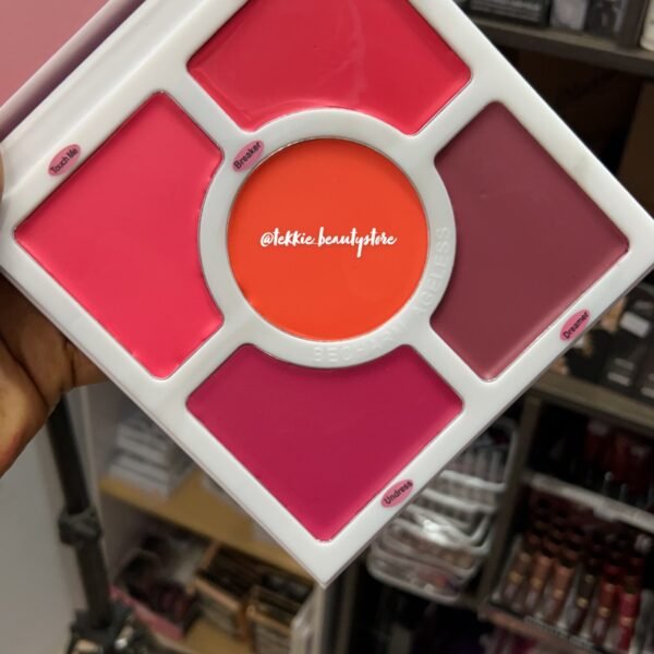 Becharm Ageless Blush Palette - Cream