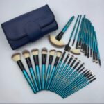 Veninow brush set + purse