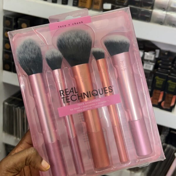 Real techniques face essentials brush set