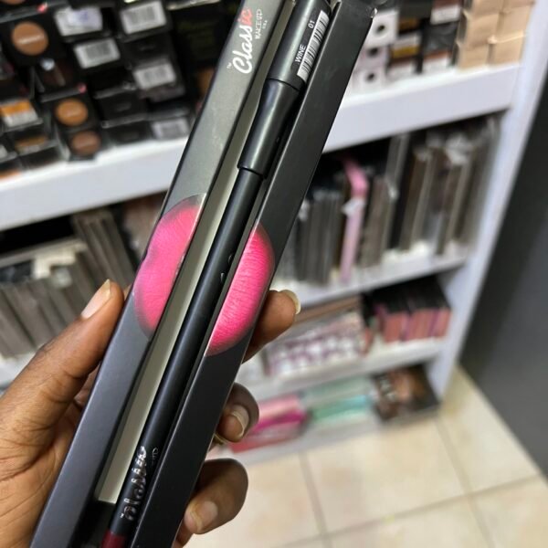 Classic lip pencil + sharpener - wine