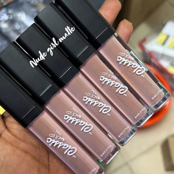 Classic nude lipstick - nude girl