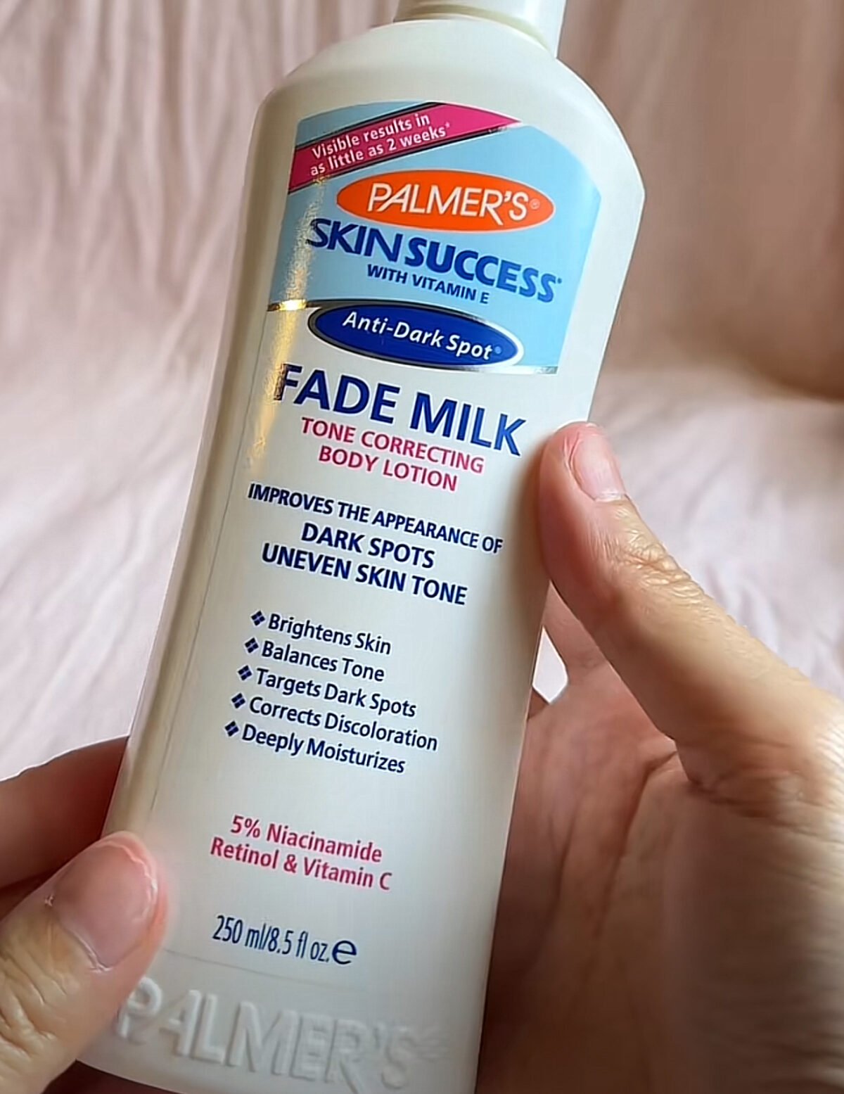 Palmers anti dark spot fade milk with 5% niacinamide retinol and vitamin c palmer’s - Image 1
