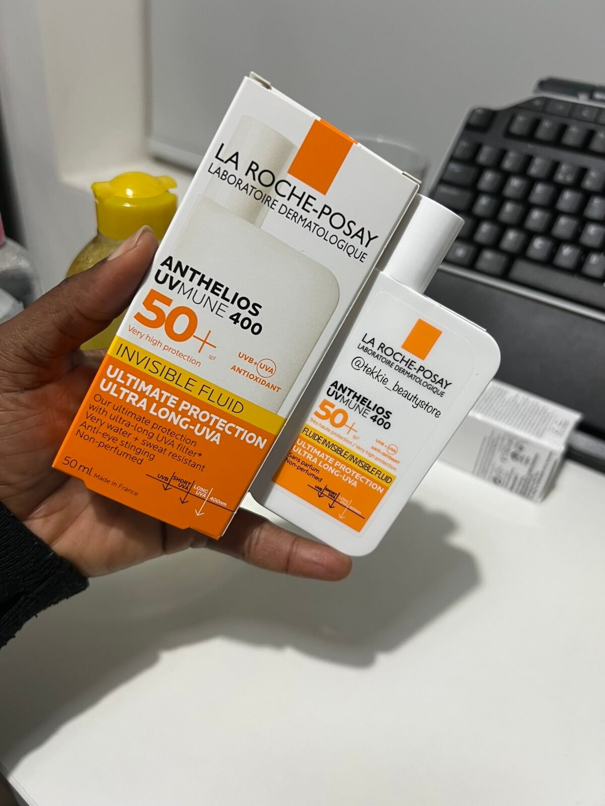 La Roche-Posay Anthelois UVMUNE 400 50+ Invisible Fluid Sunscreen - Image 1