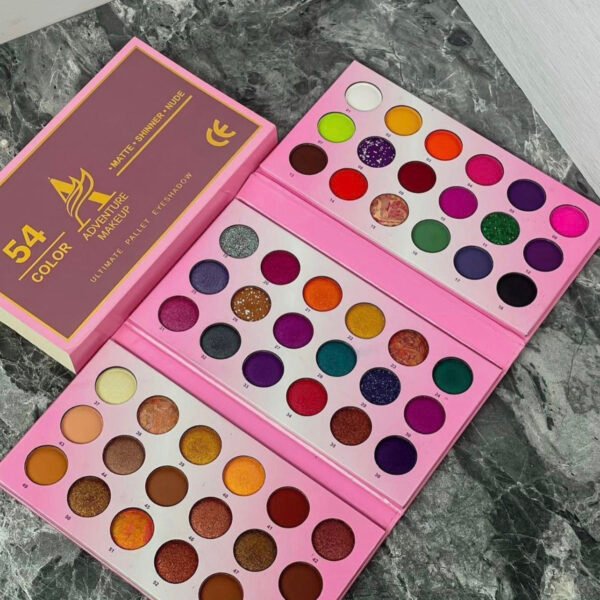 Adventure 3 in 1 eyeshadow palette