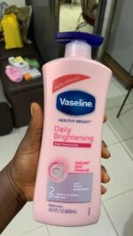 Vaseline Healthy Bright Daily Brightening Body Lotion | even tone | 600ml - Image 2