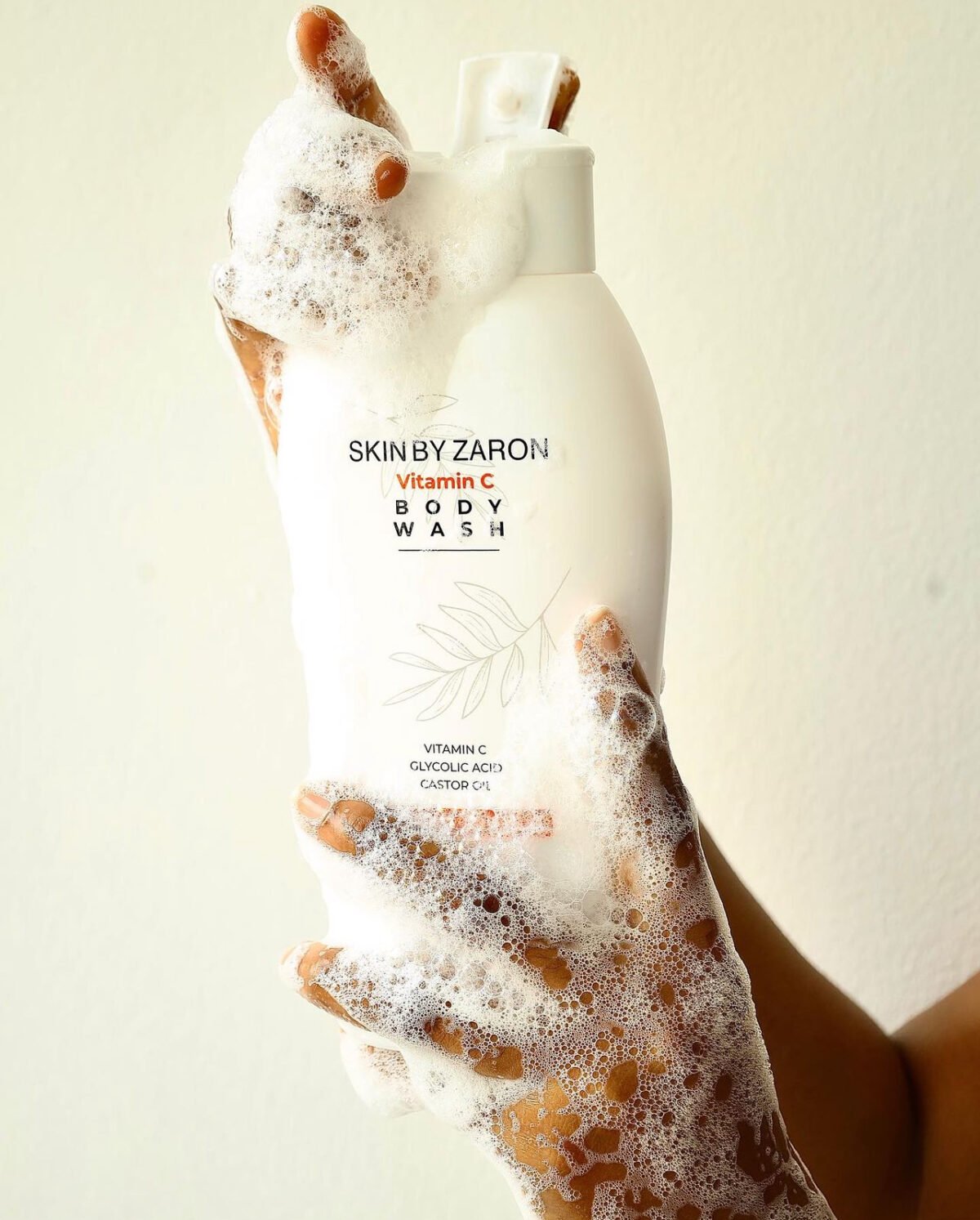 Skin by Zaron vitamin c body wash | glycolic acid | castor oil | brightening | exfoliating | anti ageing | hydrating | anti oxidant - Image 1