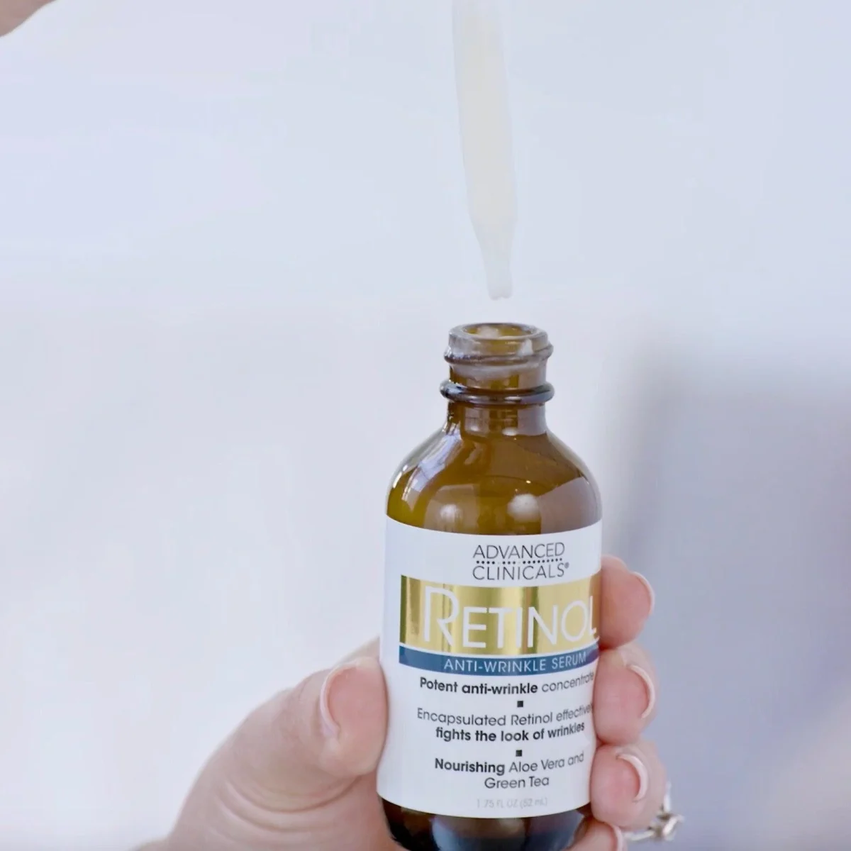 Advanced Clinicals Retinol Anti-Wrinkle Face Serum - Image 2