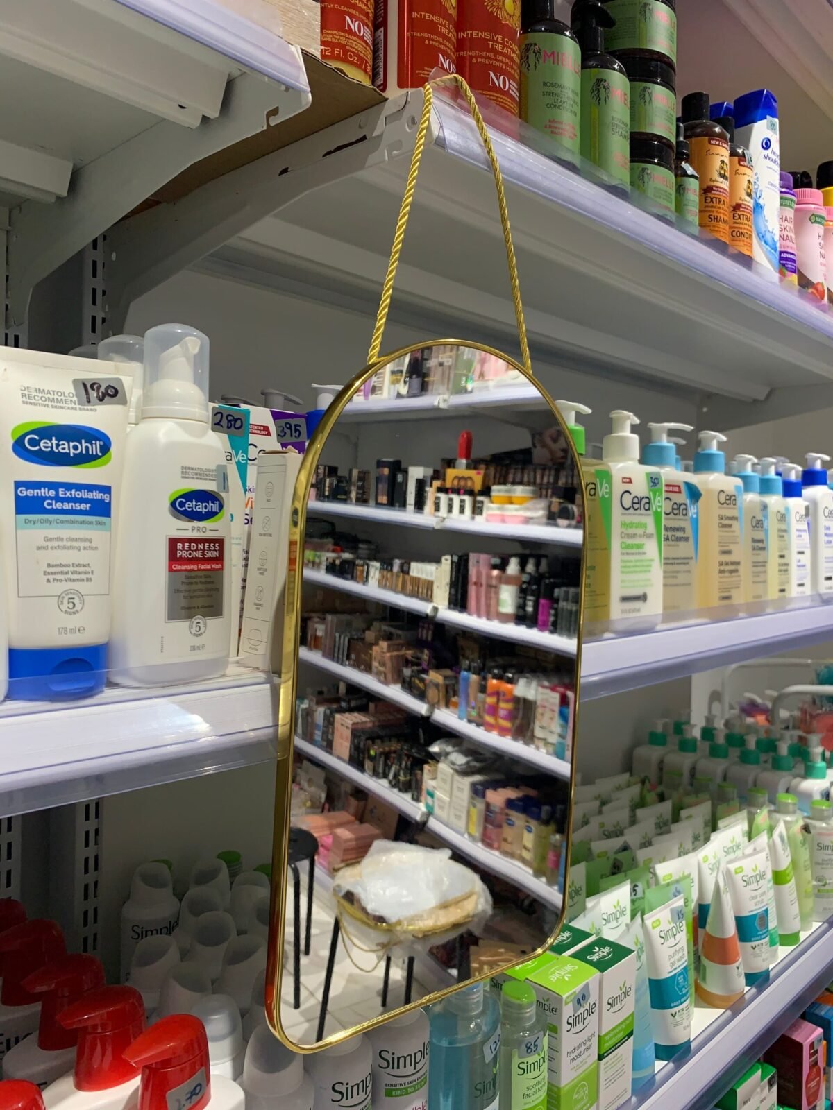 Luxury rectangular hanging gold rim mirror - Image 1