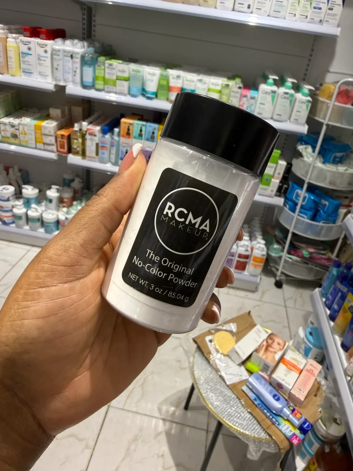 RCMA "The Original" No-Color Powder | setting | baking - Image 1