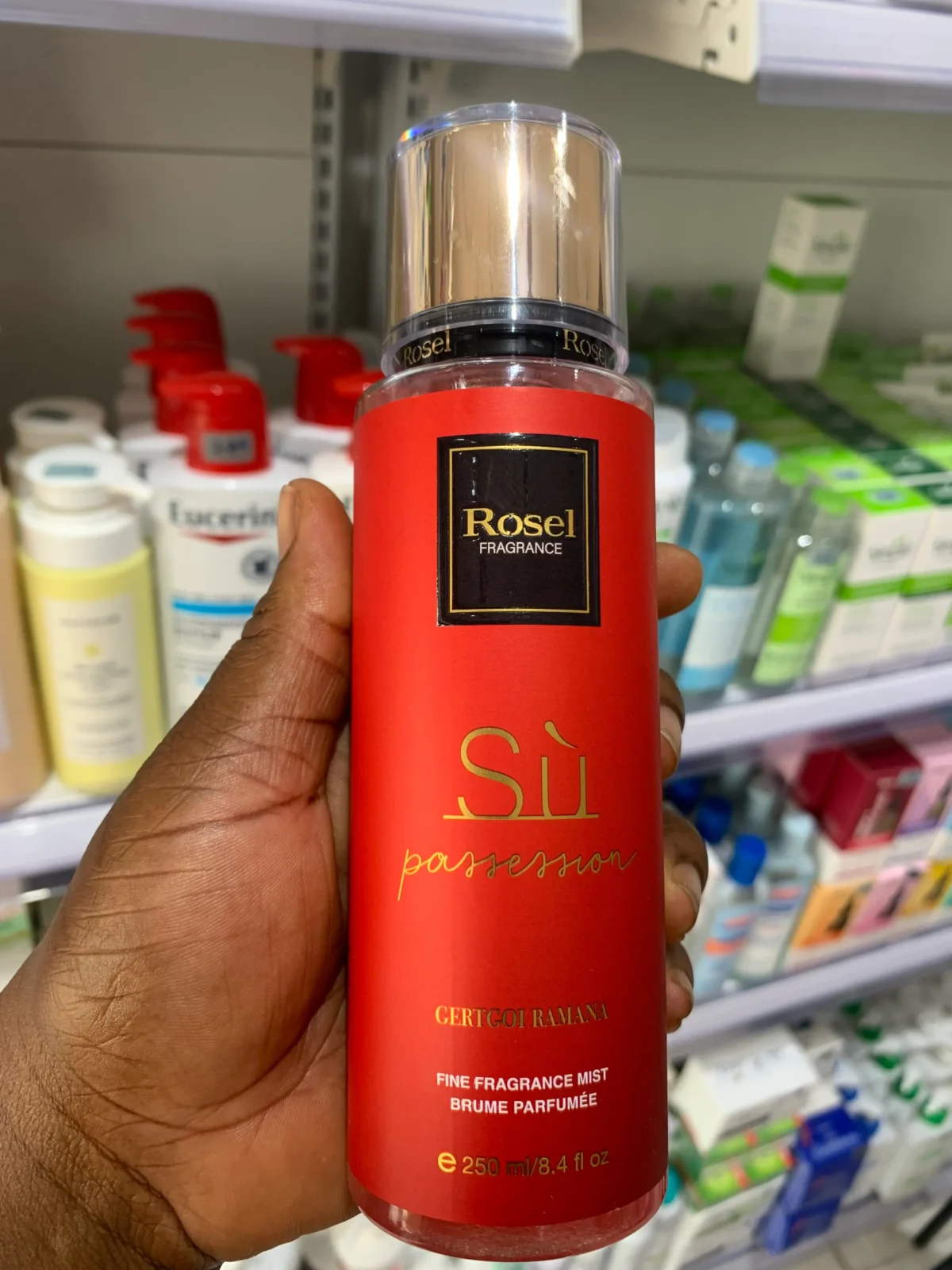 Rosel fragrance SU POSSESSION Body Mist / splash  250ml - Image 1