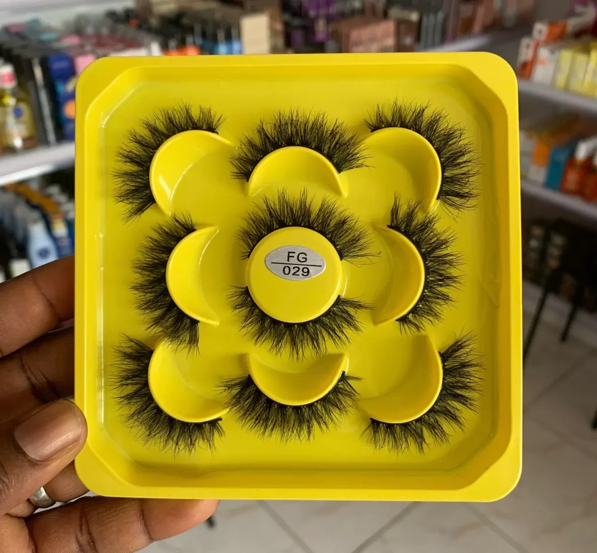 5 pairs fluffy strip eye lash – FG029 yellow pack - Image 1