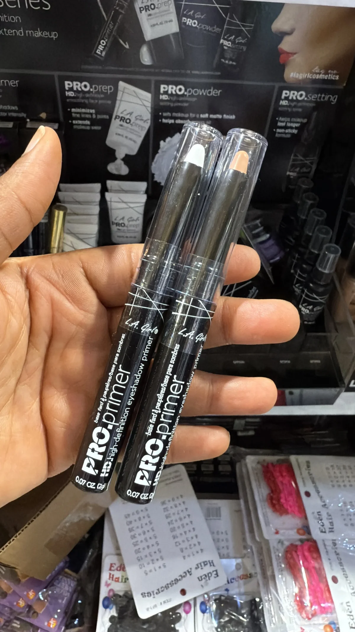 LA Girl pro primer HD PRO.Primer / Base Eyeshadow Stick - Image 1