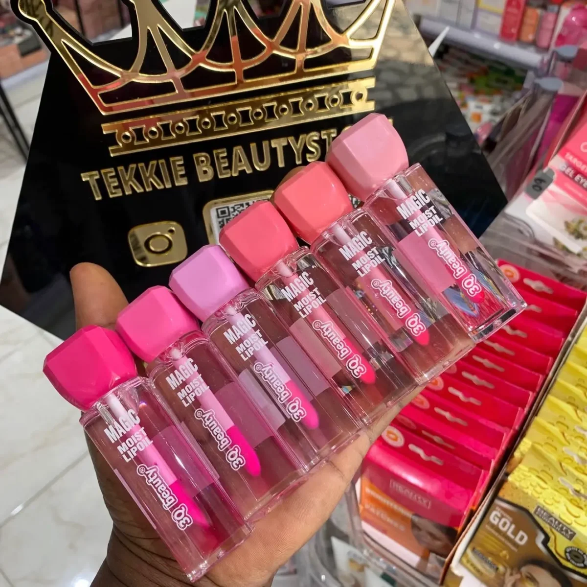 3Q beauty magic moist pink lips color changing lip oil - Image 1