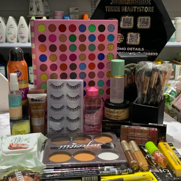 Personal / professional makeup kit/ set TBD850