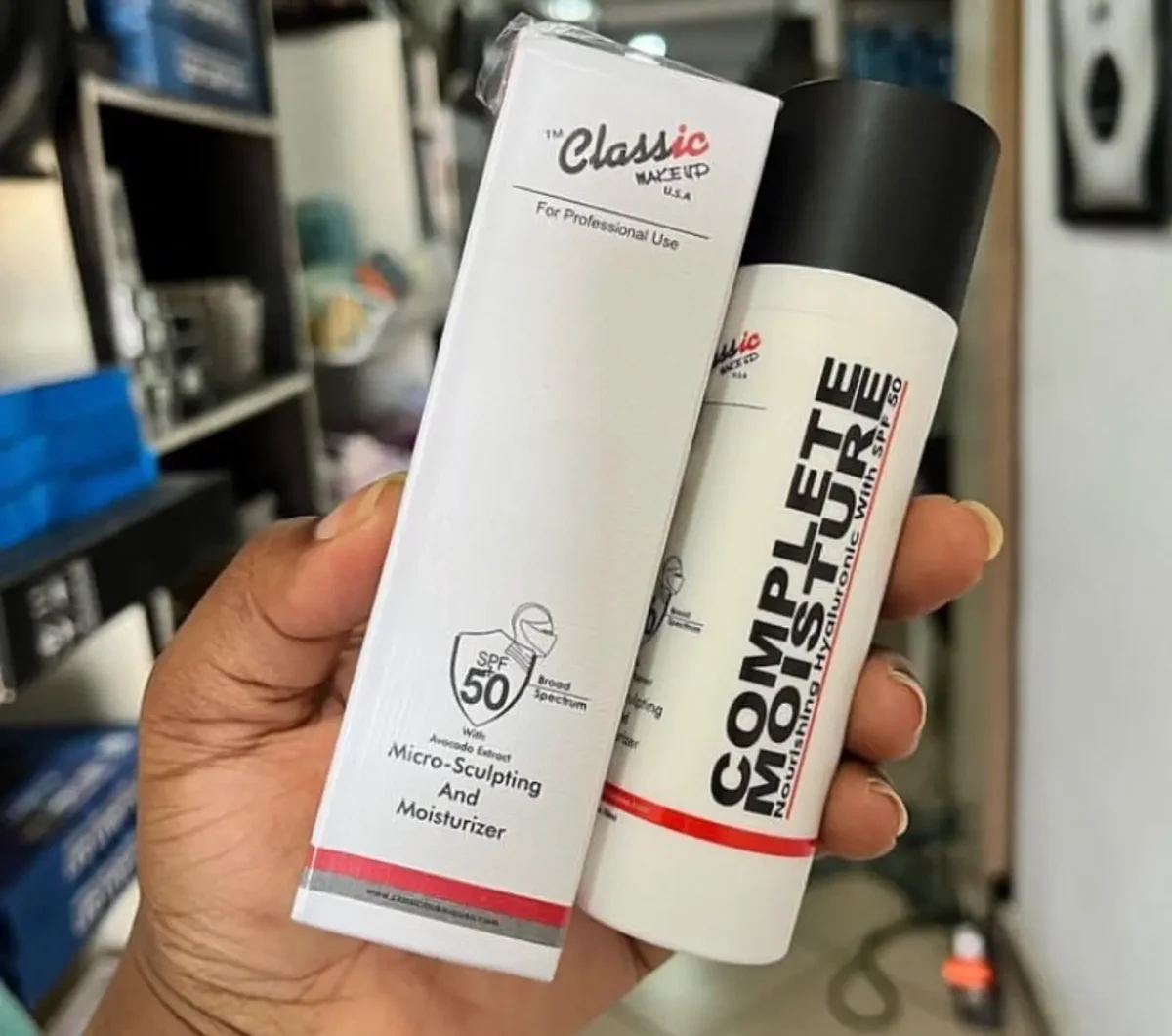 Classic complete moisture nourishing hyaluronic with spf 50 moisturizer - Image 1